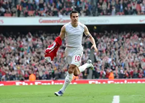 Arsenal V Sunderland 2011-12 Prints: Robin van Persie's Brace: Arsenal's 2-1 Comeback in the Premier League (Arsenal vs)