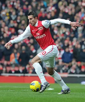 Robin van Persie's Brilliant Seven-Goal Performance: Arsenal Crushes Blackburn Rovers 7-1 in Premier League