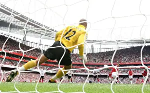 Robin van Persie's Debut Penalty: Arsenal Leads 1-0 vs. Fulham (2007)