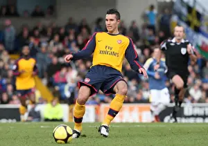 Cardiff City V Arsenal FA Cup Prints: Robin van Persie's Determined Performance: Arsenal Holds Cardiff City Scoreless in FA Cup