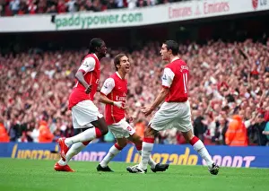 Robin van Persie's Dramatic Free-Kick: Arsenal's Comeback against Sunderland (3:2)