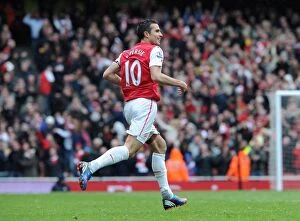 Images Dated 5th May 2012: Robin van Persie's Emotional Comeback: Game-Winning Goal for Arsenal vs. Norwich City (2011-12)
