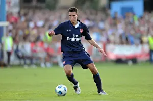 Robin van Persie's Explosive Debut: Arsenal's Historic 7-1 Win Over SC Columbia, Vienna, 2009
