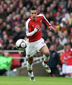 Robin van Persie's Hat-Trick: Arsenal Crushes Burnley 3-0 in FA Cup 5th Round