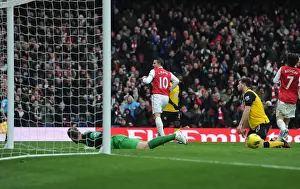 Robin van Persie's Hat-Trick: Arsenal's Triumph over Blackburn Rovers, Premier League 2011-12