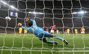 Robin van Persie's Penalty: Arsenal's Decisive Goal vs Villarreal in UEFA Champions League Quarterfinals (15/4/2009)