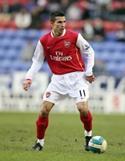 Images Dated 10th March 2008: Robin van Persie's Stalemate at Wigan Athletic: Arsenal's Barclays Premier League Battle, 9/3/08