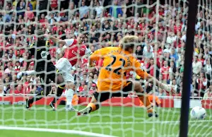 Robin van Persie's Stunner: Arsenal Crushes Bolton 3-0 in Premier League