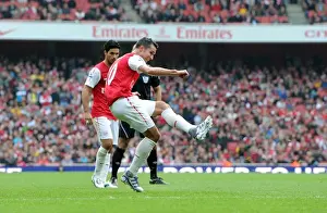 Arsenal V Sunderland 2011-12 Prints: Robin van Persie's Stunning Free Kick: Arsenal Takes the Lead over Sunderland in the Premier League (2-1)