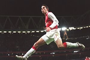 Arsenal v Hamburg 2006-07 Collection: Robin van Persie's Thriller: Arsenal's Historic Goal in 3-1 UEFA Champions League Victory over