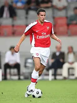 Robin van Persie's Thrilling Goals: Arsenal's 3-2 Victory over Ajax at Amsterdam ArenA, 2008