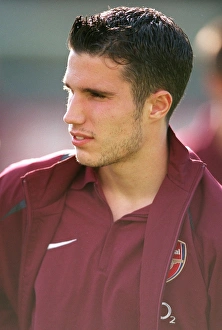 Robin van Persie's Thrilling Performance: Arsenal's Exhilarating 3-3 Comeback - A Football Masterclass in Bergen, Belgium, 2/8/05