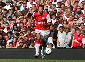 Arsenal V Inter Milan 2007-08 Prints: Robin van Persie's Winning Goal: Arsenal 2-1 Inter Milan, Emirates Cup 2007
