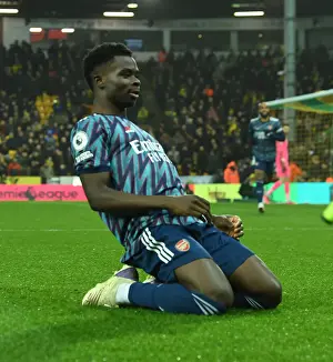 Saka Scores First: Arsenal's Victory at Norwich City (Premier League 2021-22)