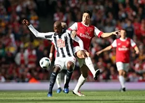 Arsenal v West Bromwich Albion 2010-11 Gallery: Samir Narsi (Arsenal) Youssouf Mulumbu (WBA). Arsenal 2: 3 West Bromwich Albion
