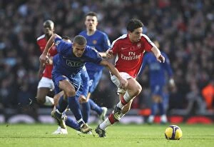 Arsenal v Manchester United 2008-09 Collection: Samir Nasri (Arsenal) Nemanja Vidic (Manchester United)
