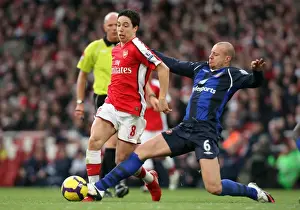 Arsenal V Sunderland 2009-10 Prints: Samir Nasri vs Alan Hutton: Arsenal's Victory over Sunderland in the Barclays Premier League (2-0)