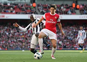 Sammir Nasri beats Youssouf Mulumbu (WBA) on his way to scoring Arsenals 1st goal
