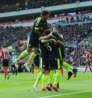 Sunderland V Arsenal 2016-17 Prints: Sanchez, Oxlade-Chamberlain, Elneny: Arsenal's Goal Celebration vs Sunderland (2016-17)