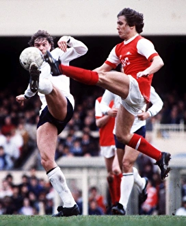 Images Dated 20th May 2004: Sansom-Hoddle_C_sport.jpg