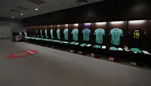 Behind the Scenes: Arsenal FC Changing Room before the Arsenal vs. Paris Saint-Germain Pre-Season Friendly (2018-19)