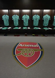 Behind the Scenes: Arsenal FC Changing Room before the Arsenal vs. Paris Saint-Germain Pre-Season Friendly (2018)