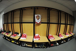 Behind the Scenes: Arsenal's Changing Room before Cologne Match
