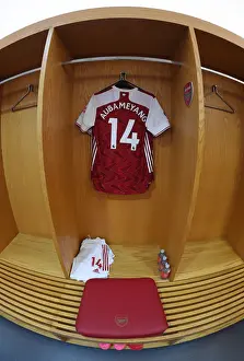 Behind the Scenes: Aubameyang's Pre-Match Routine at Arsenal's Changing Room (Arsenal v Watford, 2019-20)