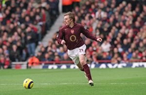 Images Dated 16th February 2006: Sebastian Larsson (Arsenal). Arsenal 1: 1 Bolton Wanderers