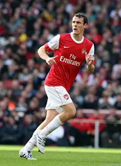 Sebastien Squillaci (Arsenal). Arsenal 1: 0 West Ham United. Barclays Premier League