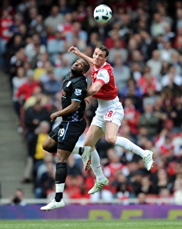 Sebastien Squillaci (Arsenal) Darren Bent (Villa). Arsenal 1:2 Aston Villa Sebastien Squillaci (Arsenal) Darren Bent (Villa). Arsenal 1:2 Aston Villa
