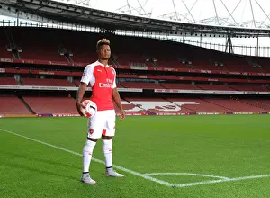 Serge Ganbry (Arsenal). Arsenal 1st Team Photcall and Training Session. Emirates Stadium