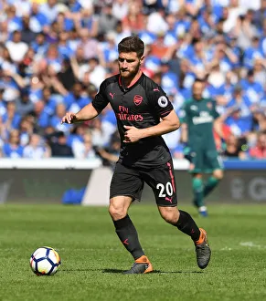 Shkodran Mustafi in Action: Huddersfield Town vs. Arsenal, Premier League 2017-18