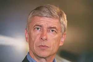 The Showdown: Ajax vs. Arsenal - Champions League 2005-06