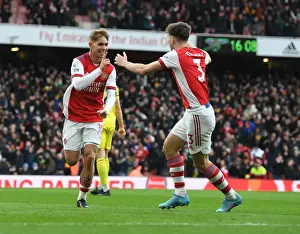 Smith Rowe and Tierney: Arsenal's Celebratory Moment as They Score First Goal Against Brentford (2021-22 Premier League)