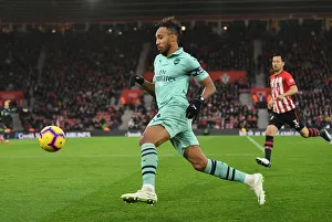 Images Dated 16th December 2018: Southampton FC v Arsenal FC - Premier League