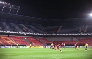 Sparta Prague V Arsenal Prints: Sparta Prague v Arsenal