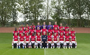 1st Team Photocall 2013-14 Gallery: ST ALBANS, ENGLAND - SEPTEMBER 20: Arsenal Squad 2013 / 14: Back row (l-r): Serge Gnabry