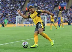 Leicester City V Arsenal 2016-17 Prints: Stalemate at King Power: Oxlade-Chamberlain's Arsenal Holds Leicester City Scoreless (2016-17)