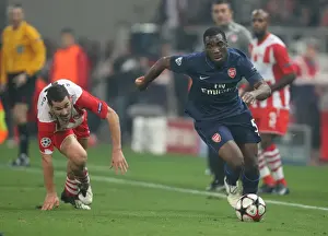 Olympiacos V Arsenal 2009-10 Prints: Sunu's Shining Moment: Arsenal's 1-0 Victory Over Olympiacos (9/12/2009)