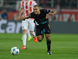 Theo Walcott in Action: Arsenal vs. Olympiacos, UEFA Champions League 2015-16