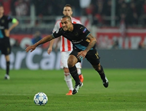 Theo Walcott in Action: Arsenal vs. Olympiacos, UEFA Champions League 2015-16