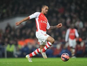 Images Dated 4th January 2015: Theo Walcott in Action: Arsenal vs Hull City FA Cup 2014-15