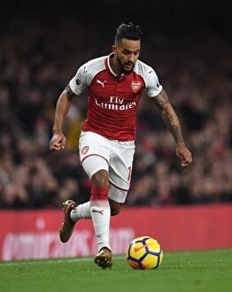 Arsenal v Liverpool 2017-18 Collection: Theo Walcott in Action: Arsenal vs Liverpool, Premier League 2017-18