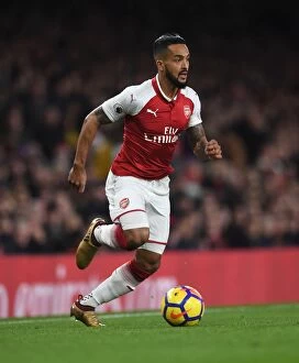 Arsenal v Liverpool 2017-18 Collection: Theo Walcott in Action: Arsenal vs Liverpool, Premier League 2017-18