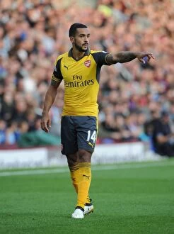 Images Dated 2nd October 2016: Theo Walcott in Action: Burnley vs Arsenal, Premier League 2016-17