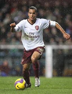 Aston Villa v Arsenal 2007-8 Collection: Theo Walcott (Arsenal)