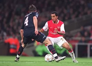 Arsenal v Slavia Prague 2007-08 Collection: Theo Walcott (Arsenal) David Hubacek (Slavia)