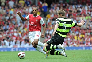 Arsenal v Celtic 2010-11 Collection: Theo Walcott (Arsenal) Jos Hooived (Celtic). Arsenal 3: 2 Celtic. Emirates Cup, pre season