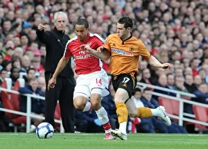 Arsenal v Wolverhampton Wanderers 2009-10 Collection: Theo Walcott (Arsenal) Matthew Jarvis (Wolves). Arsenal 1: 0 Wolverhampton Wanderers